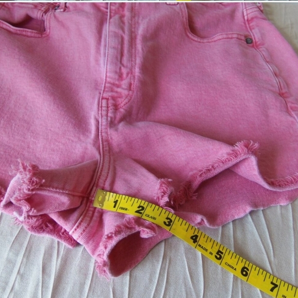 American Eagle Stretch Raw Hem Pink Denim Shorts sz 10 - Picture 9 of 9